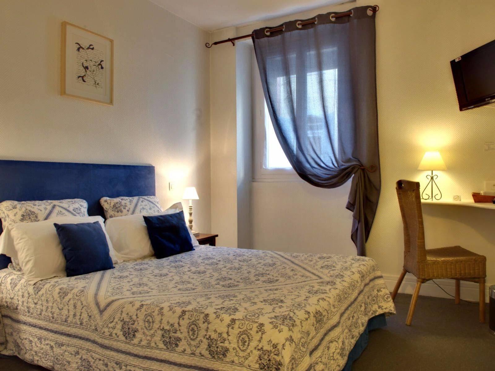 Logis Hotel Orly Alès Exterior foto